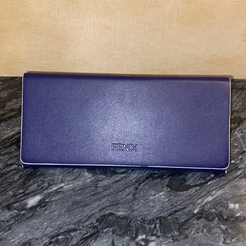 FENDI DeFender White Sunglasses - Picture 7 of 8